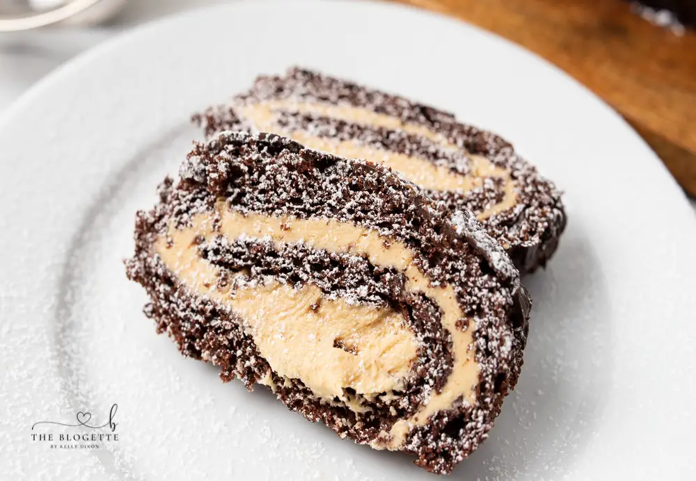 Peanut-Butter-Chocolate-Cake-Roll-2